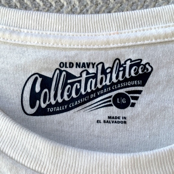 3 for $15 bundle Old Navy Collectabilitees Marvel Comics white Tshirt - Picture 3 of 4